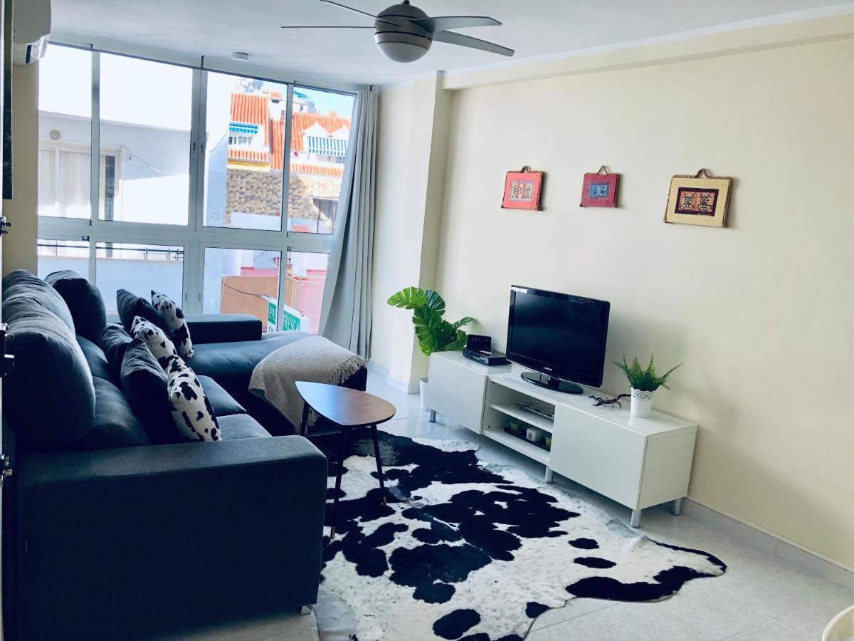 Beautiful Modern Apartment 100M From The Sea Fuengirola Exterior photo